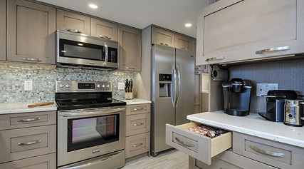 Erskine Interiors offers some of the industry's finest custom, semi-custom and modular cabinet options.